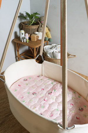 Power of Positivity Expect-A-Spill Bassinet Sheet - Marmalade Lion