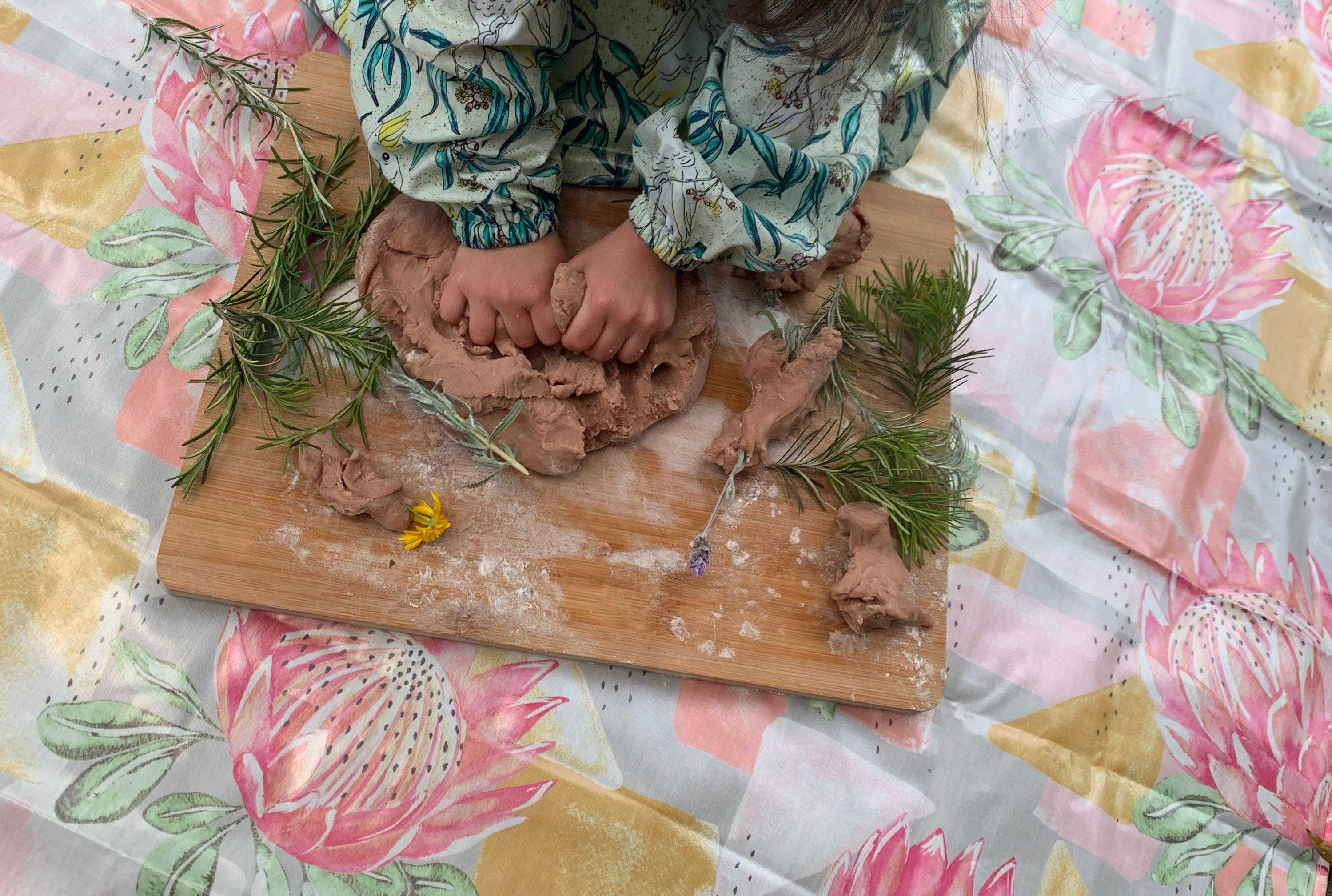 Aromatic Playdough DIY - perfect for gift-giving & holiday activities! - Marmalade Lion
