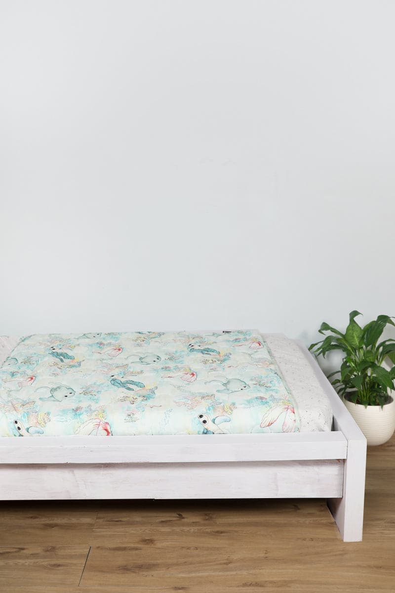 Lady Elliot Island Expect-A-Spill Bed Pad - Marmalade Lion
